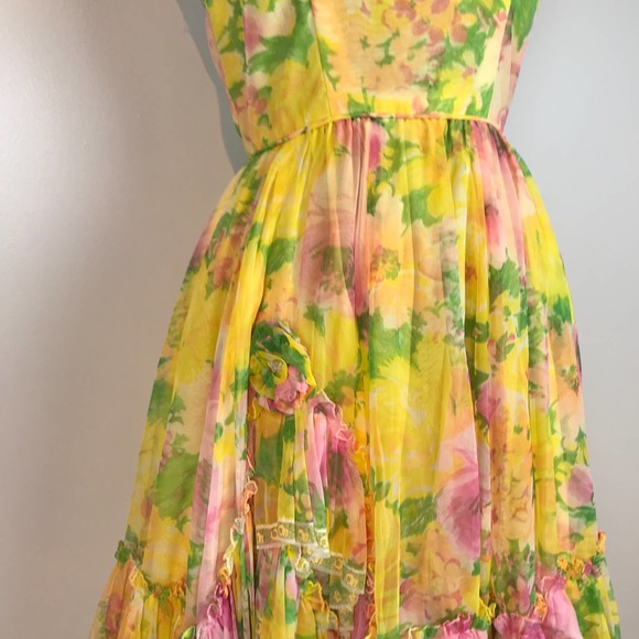 Vintage Chez Bea Square Dance Yellow Floral Dress - Picture 9 of 11